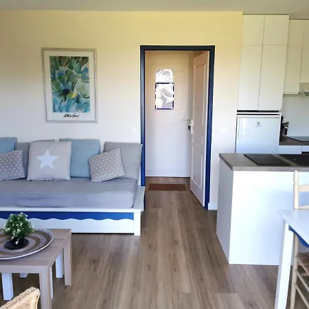 Les Roseaux - Piscine Chauffee Nyaraló