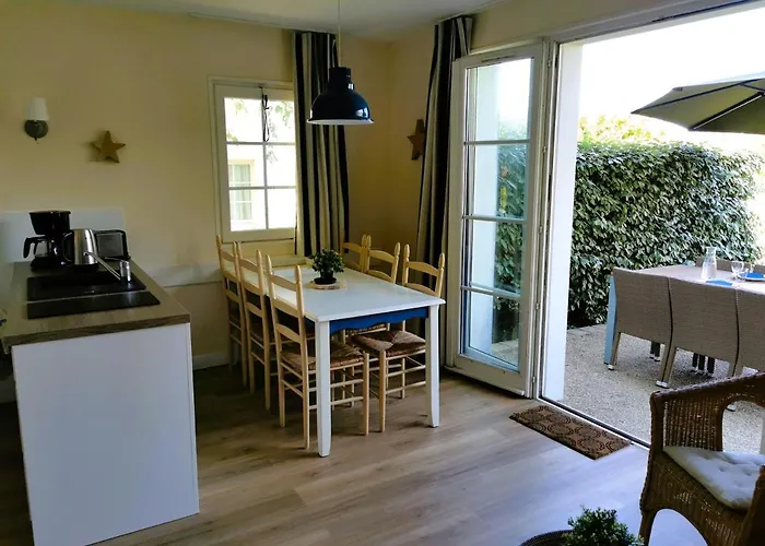 Les Roseaux - Piscine Chauffee בית נופש